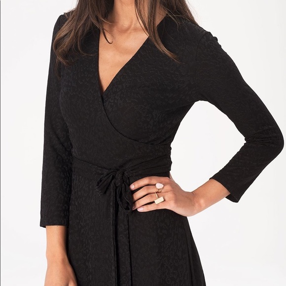 Leota PERFECT WRAP DRESS IN TONAL CHEETAH NAVY - Picture 8 of 8